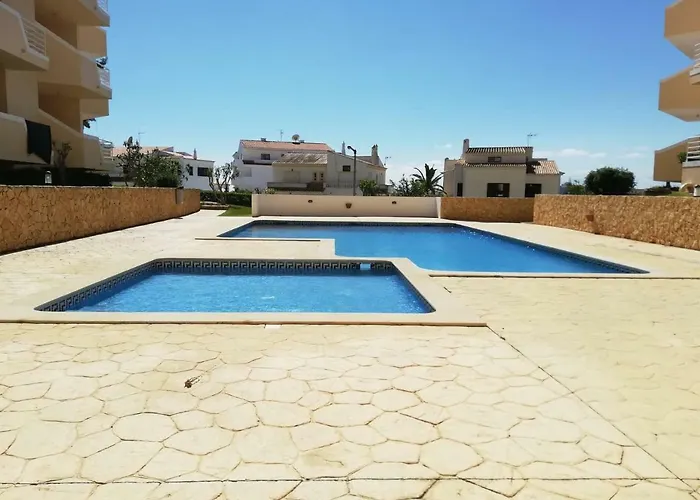 Amoreira - E Piscina * Alvor